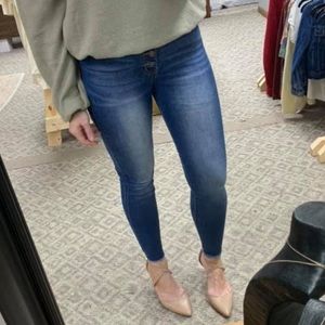 High Rise Button Fly Jeans - Light Wash.